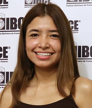 Carla Nayely Carballo Romero